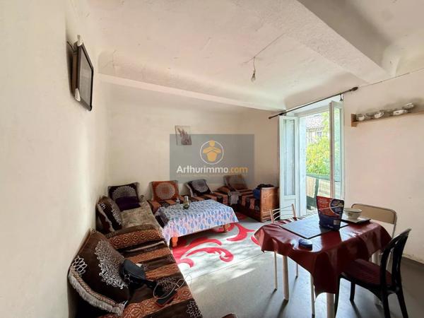 Vente                                                      Immeuble
                        
                     10 pièces                      332 m2                     à Apt
