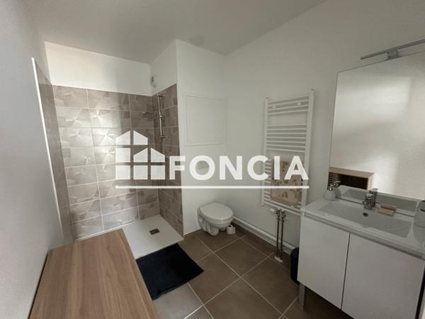 Location Appartement 2 pièces 44.22 m² - 22 RUE DES POTIERS Villers Les Nancy 54600