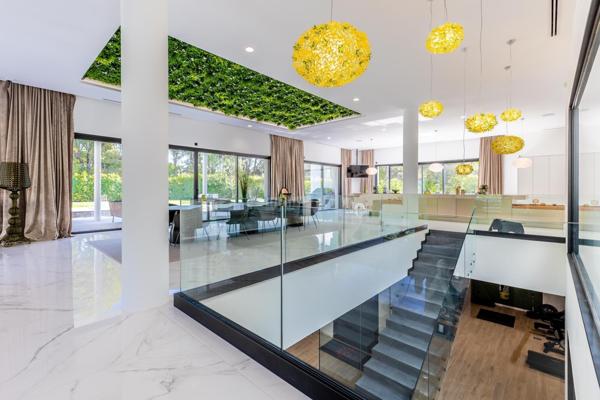 Somptueuse villa de plus de 1 300M² au nord de Montpellier