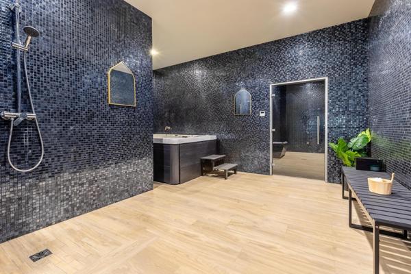 Somptueuse villa de plus de 1 300M² au nord de Montpellier