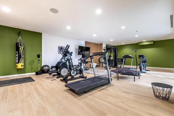 Somptueuse villa de plus de 1 300M² au nord de Montpellier