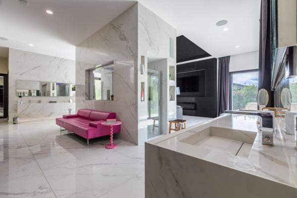 Somptueuse villa de plus de 1 300M² au nord de Montpellier