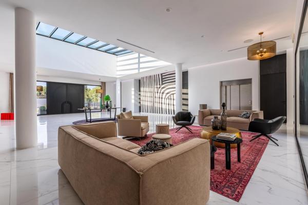 Somptueuse villa de plus de 1 300M² au nord de Montpellier