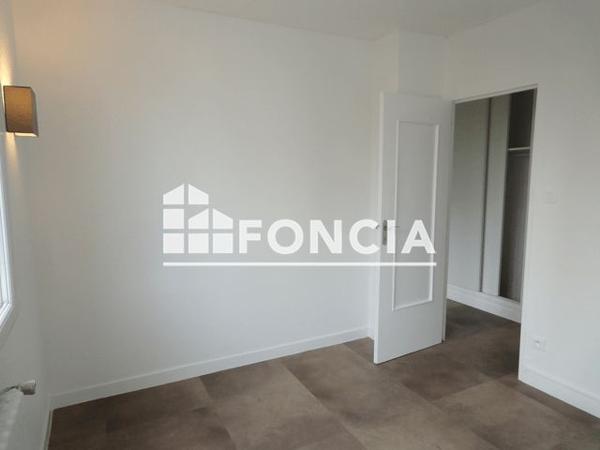 Location Appartement 4 pièces 66 m² - 8 IMPASSE ST JEAN Meylan 38240