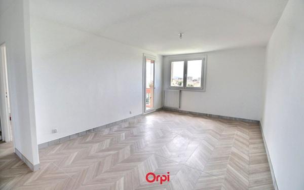 Appartement à vendre    3 pièces • 67,41 m2 Marseille 11