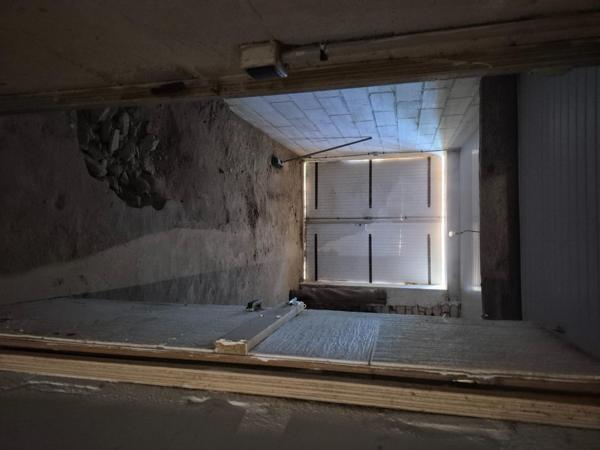 Ensemble immobilier T3 + T2 + 2 garages + 1 grange + Terrain constructible