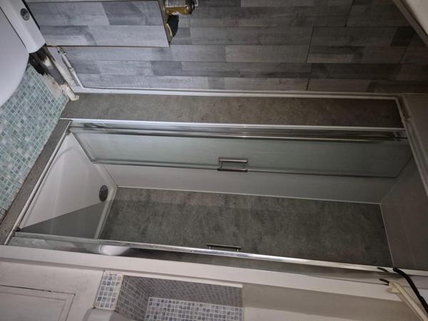 Ensemble immobilier T3 + T2 + 2 garages + 1 grange + Terrain constructible