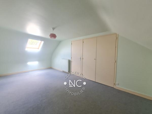 Maison de Bourg 114 m² 3/4 chambres sur 240 m²