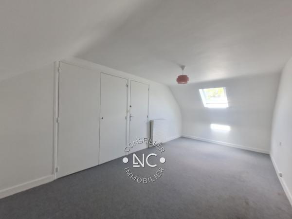 Maison de Bourg 114 m² 3/4 chambres sur 240 m²