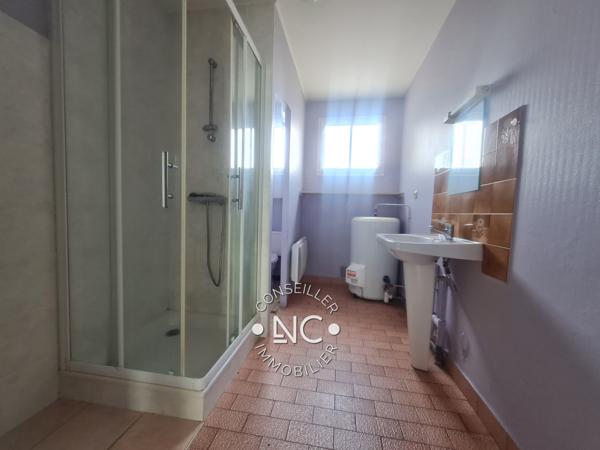 Maison de Bourg 114 m² 3/4 chambres sur 240 m²