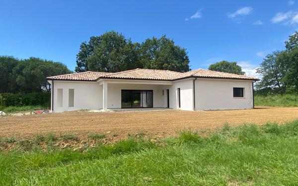 Maison à vendre    5 pièces •  Montbeton