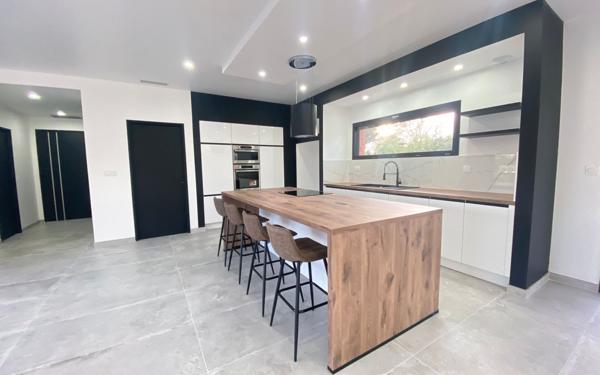 Maison à vendre    5 pièces •  Montbeton