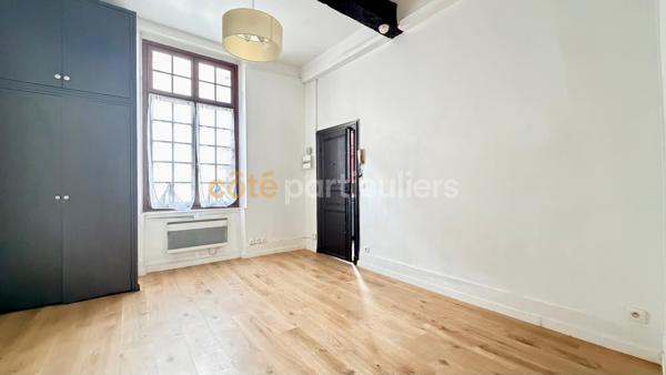 Location
                Appartement22 m² - 1 Pièce -
                    MONTAUBAN (82000)