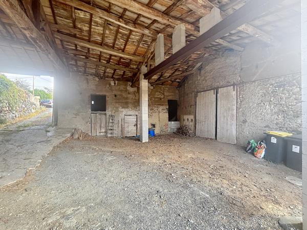 Grange avec jardin