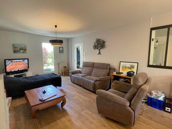 Vente
                Maison120 m² - 5 Pièces -
                    NEULLIAC (56300)