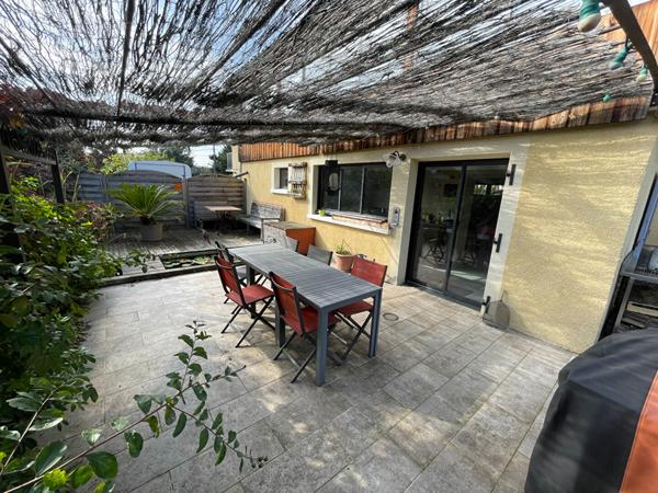 Projet familial, deux Maisons, Grézieu La Varenne 10 pièce(s) 245 m2, jardin, proche du centre