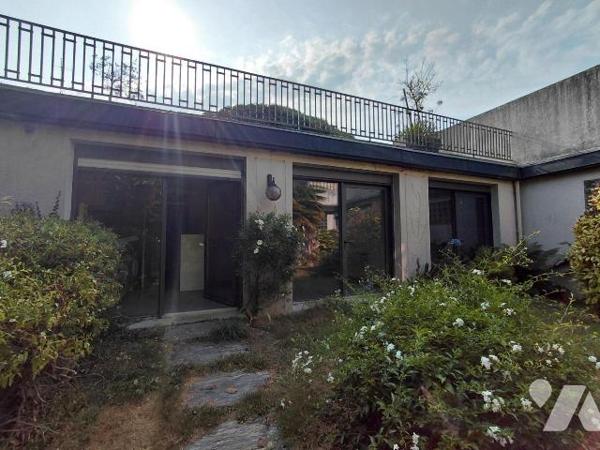 Ensemble immobilier de caractère à vendre - Centre-ville de Pontivy (56300) - Fort potentiel d'...