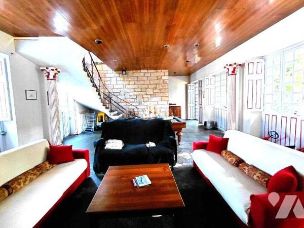 Ensemble immobilier de caractère à vendre - Centre-ville de Pontivy (56300) - Fort potentiel d'...