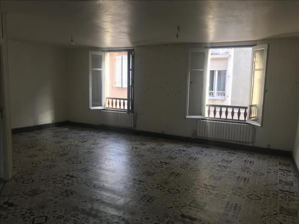 Immeuble à vendre |  Nontron |  380 m²