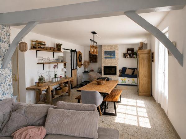 Maison entièrement rénovée avec studio indépendant