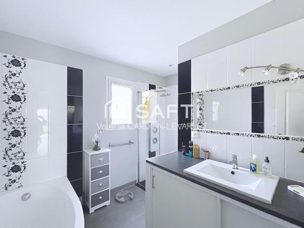 maison de plain pied 116 m2 avec piscine chauffée