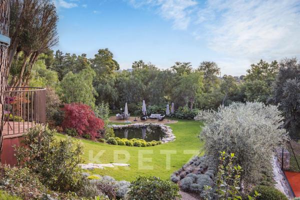 EXCLUSIVITE - Propriété 10 pièces LA ROQUETTE-SUR-SIAGNE