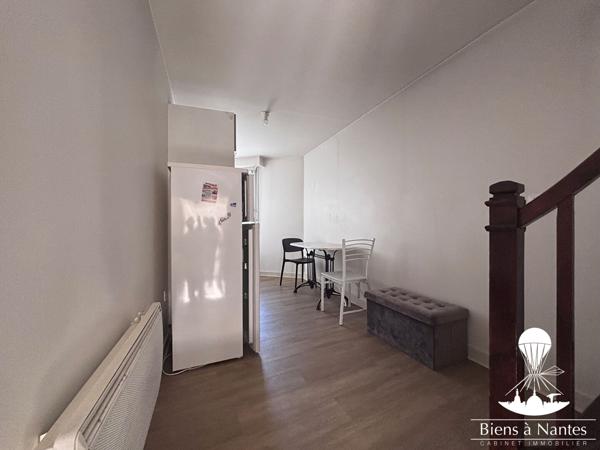 Coup de coeur Saint-Félix , Charmante maisonnette duplex meublée , Nantes