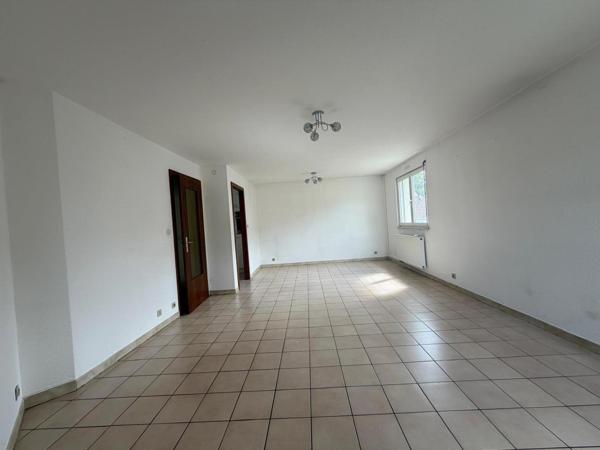 Appartement avec jardin, terrasse et garage