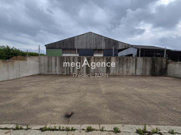 Local Commercial à PLOUMILLIAU, 22300 - 1 pièce 1384m²