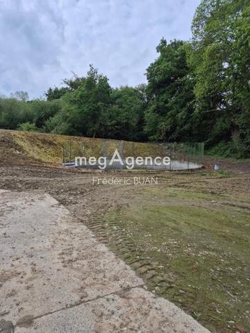 Local Commercial à PLOUMILLIAU, 22300 - 1 pièce 1384m²