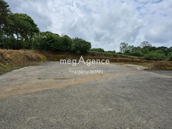 Local Commercial à PLOUMILLIAU, 22300 - 1 pièce 1384m²