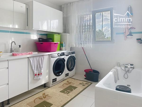 🏡 À vendre – Maison familiale de 145 M² sur sous-sol total à Villemandeur