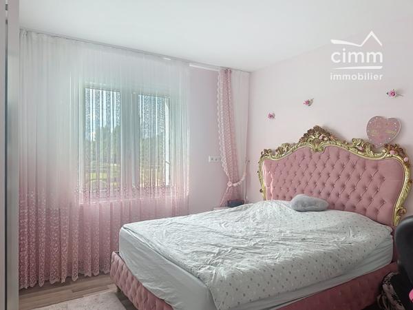 🏡 À vendre – Maison familiale de 145 M² sur sous-sol total à Villemandeur