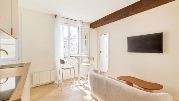 Appartement Paris 18 e - RUE BURQ