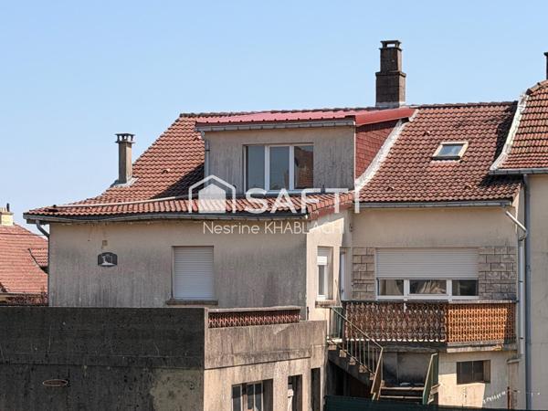 Appartement duplex 165m2 5ch et hangar 200m2