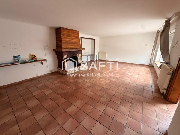 Appartement duplex 165m2 5ch et hangar 200m2