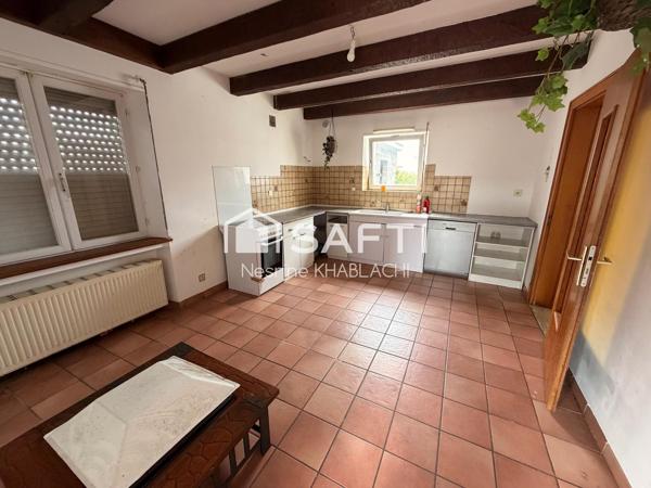 Appartement duplex 165m2 5ch et hangar 200m2