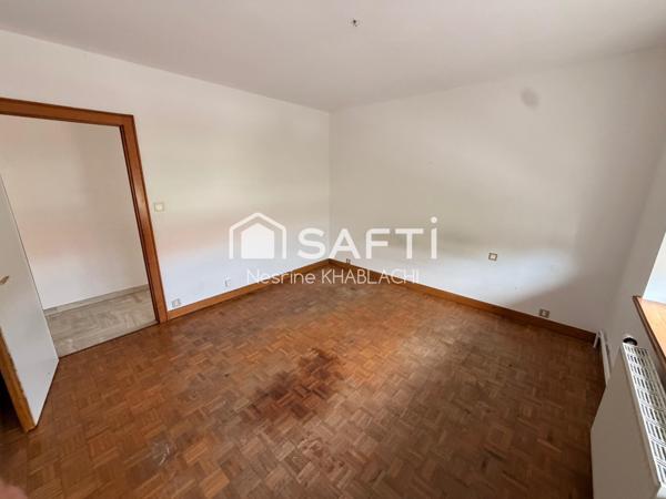 Appartement duplex 165m2 5ch et hangar 200m2
