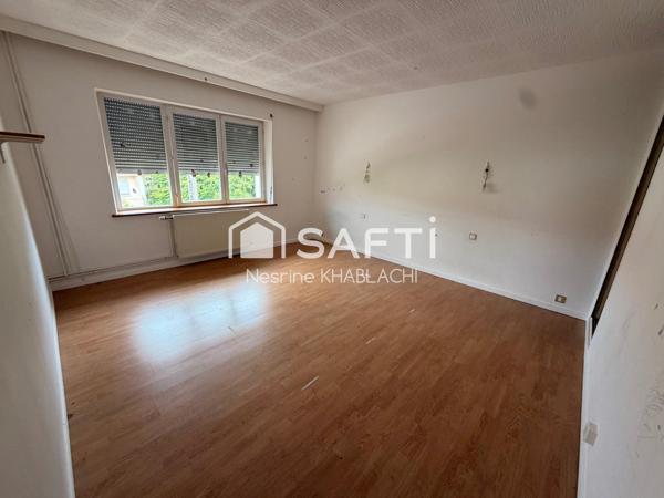 Appartement duplex 165m2 5ch et hangar 200m2