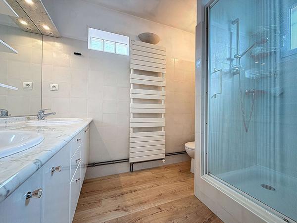 A VENDRE - MURET Secteur Barry - Maison T7 d'environ 196.37 m² avec piscine et garage