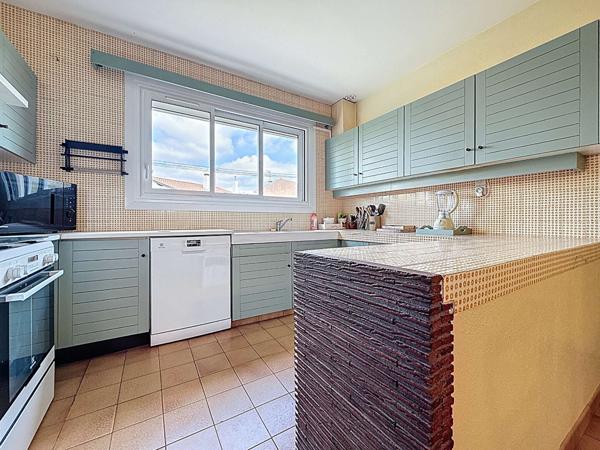 A VENDRE - MURET Secteur Barry - Maison T7 d'environ 196.37 m² avec piscine et garage