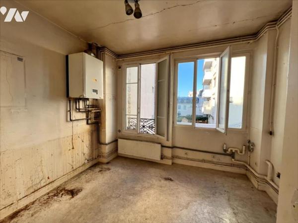 Immeuble à usage mixte 377 m² 92500 RUEIL-MALMAISON