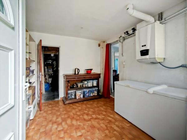 Vente                                                      Maison
                        
                     3 pièces                      82 m2                     à Montpellier