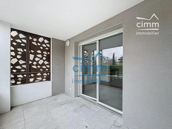À VENDRE – Appartement T2 dans résidence sécurisée avec Terrasse et parking.