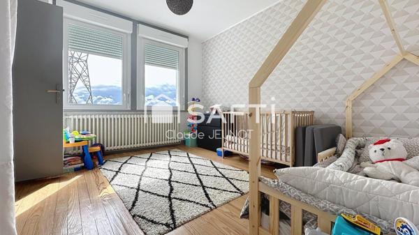 Maison Art Déco lumineuse 5 pièces – Jardin, terrasses et grand garage