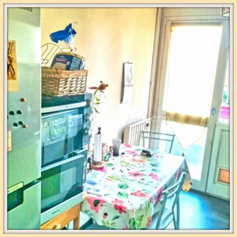  appartement en résidence avec terrasse et parking