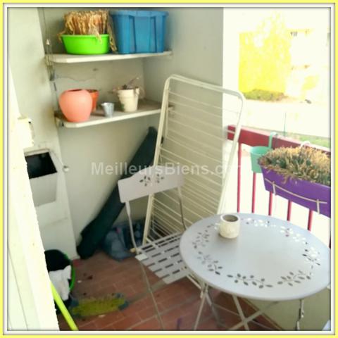  appartement en résidence avec terrasse et parking