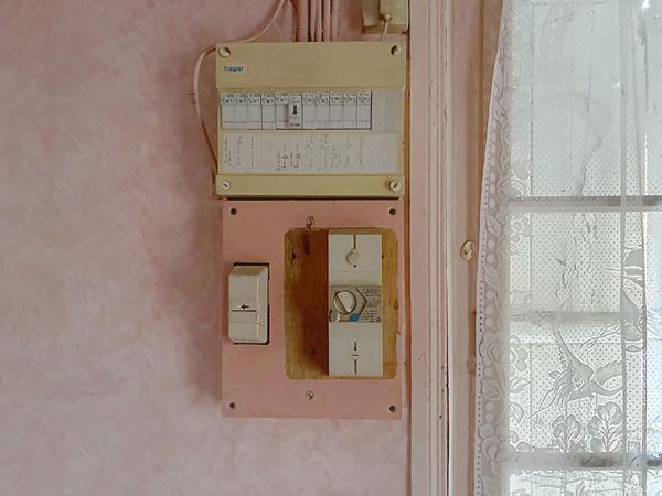 Belle opportunité à 86 800 € : maison 3 chambres à rénover aux Hauts-d'Anjou