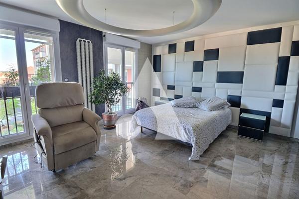 Appartement 4 pièces 102.18 m2