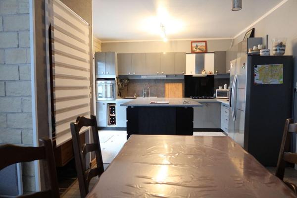 Maison à vendre à Landivisiau dans le Finistère (29400), ref : 4071